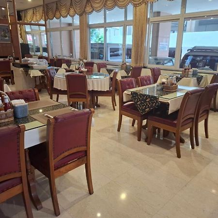 Whitehouse Condotel Pattaya Zewnętrze zdjęcie