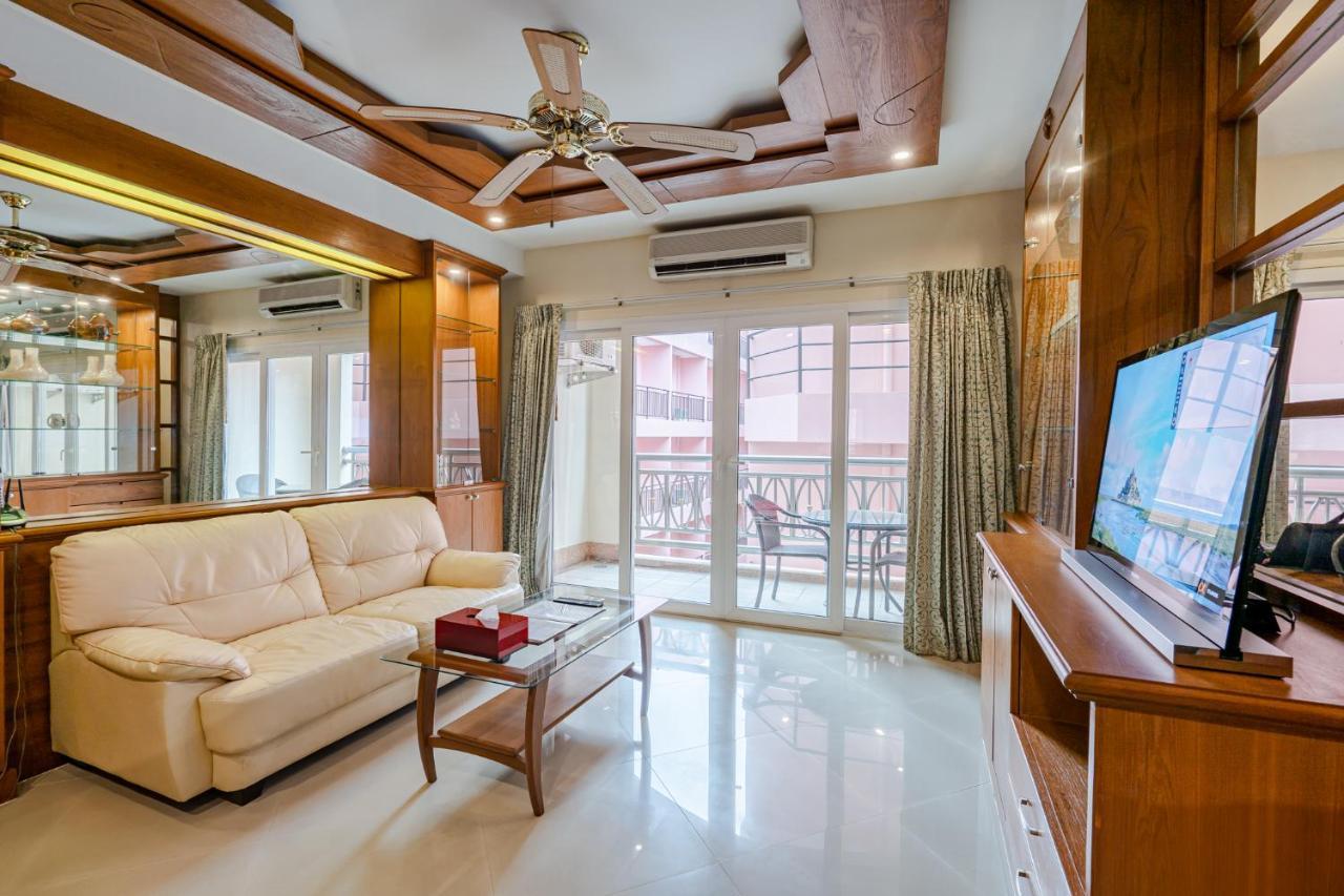 Whitehouse Condotel Pattaya Zewnętrze zdjęcie